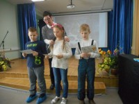 Дети с удовольствием участвуют в игровой программе