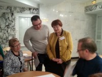 Рядом с мэтром А.Бивол, Е.Елистратов, Л.Коробкина